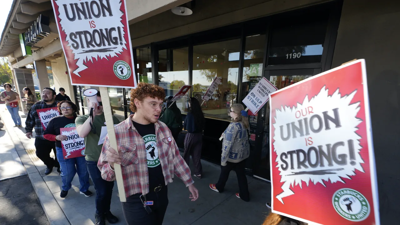 Amazon and Starbucks strikes: Trump’s return puts pressure on unions