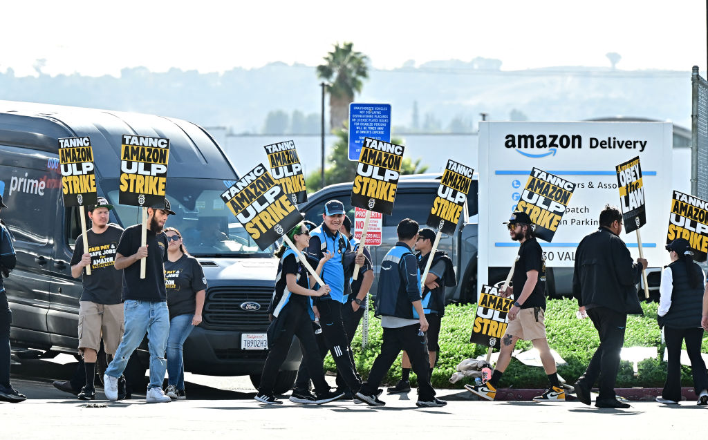 I deliver more than 160 packages a day for Amazon. Now I’m on strike