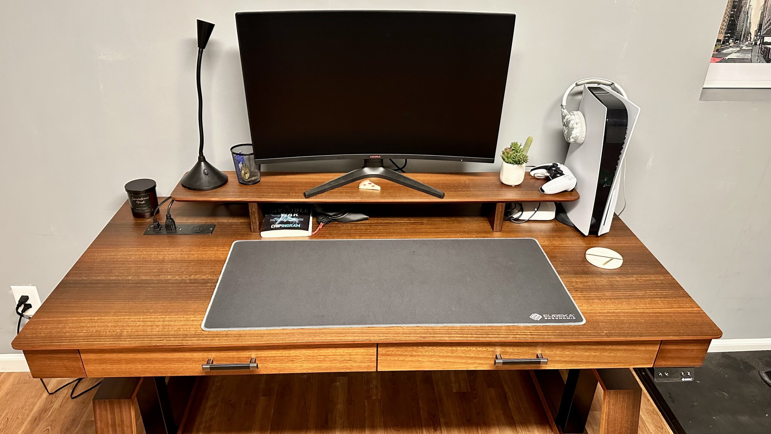 Eureka Arc standing desk review