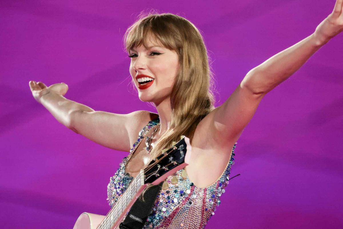 Taylor Swift Celebrates 35th Birthday with Travis Kelce, Brittany and Patrick Mahomes at an Eras-Themed Party