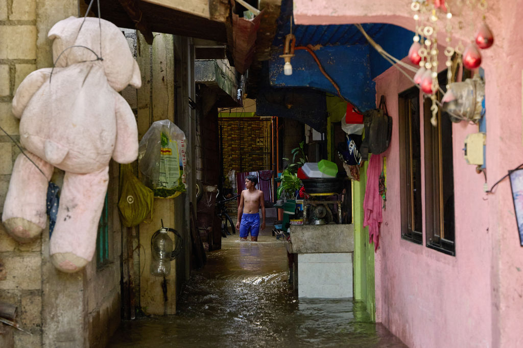 In the Philippines, Typhoons Are Making the Christmas Season Less Merry